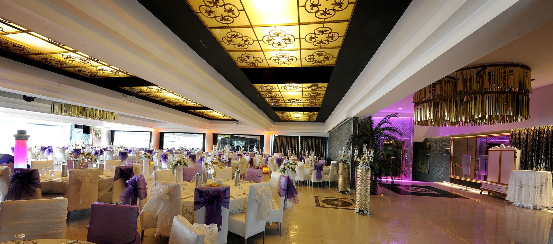 AKALIN_WEDDING_PLAZA